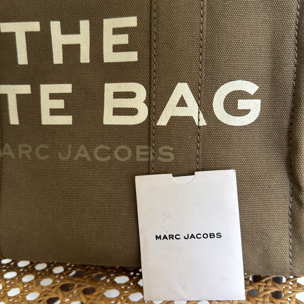 Marc Jacobs - The Tote Bag - Picture 10 of 10
